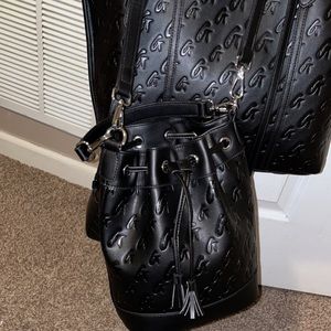 🖤sold out 🖤 Glamaholic bucket bag 🖤